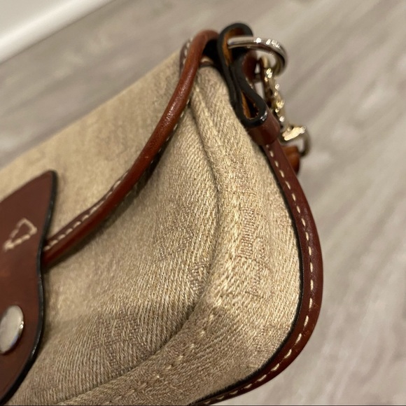 Dooney & Bourke small wristlet / wallet - Picture 8 of 15